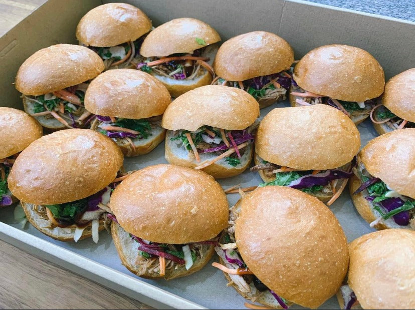 Sliders - Pulled Pork or Cheeseburger